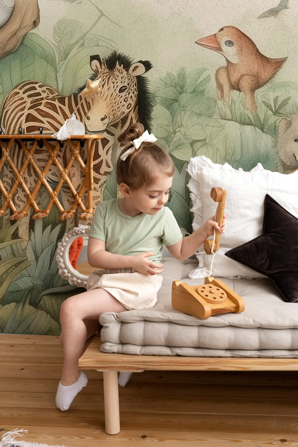 Woodland Animals Kids Wallpaper : Painted Forest Friends Mural - View 5