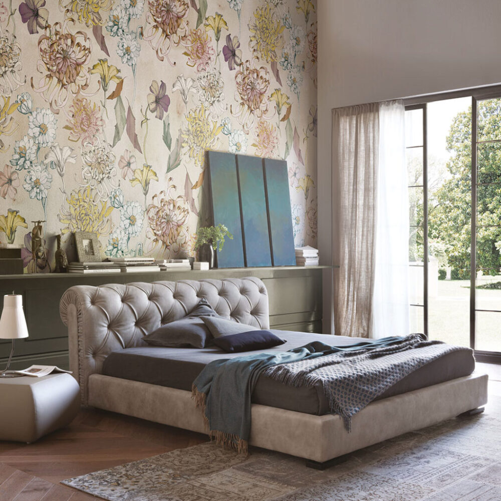 Yellow Country Floral Wallpaper : Sketched Chrysanthemum Pattern