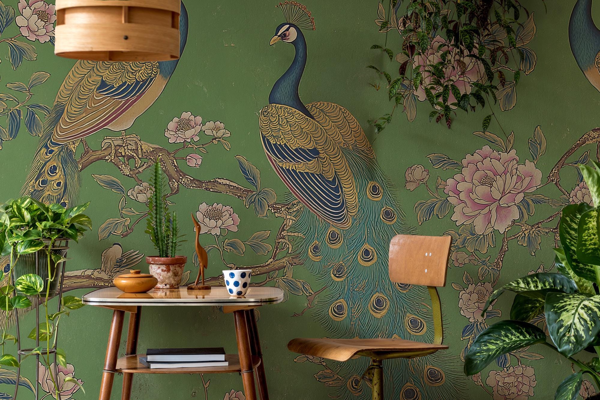 Peacock Chinoiserie Wallpaper: Vintage Floral Green Wall Mural - View 2